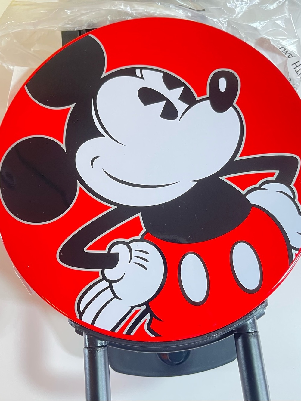 Disney Mickey Mouse 7.5 Inch Single Waffle Maker NIB Kitchen DCM12 Nonstick - Picture 9 of 10